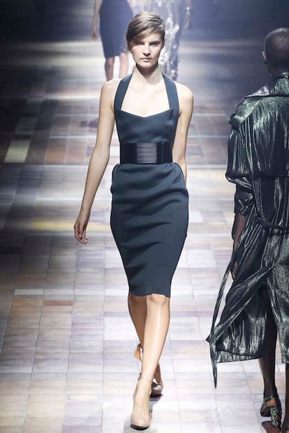 La metalizada retrospectiva de Lanvin