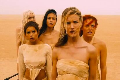 En ‘Mad Max: Furia en la carretera’ las mujeres se ayudan y son capaces de sacrificarse las unas por las otras.