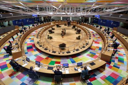 Vista general de la sala en la que se celebra la cumbre de la Unión Europea, en Bruselas.