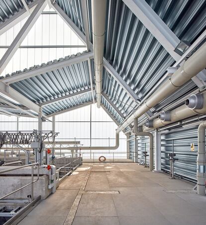 Interior of the San Claudio water treatment plant.