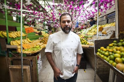 Enrique Olvera, en un mercado.