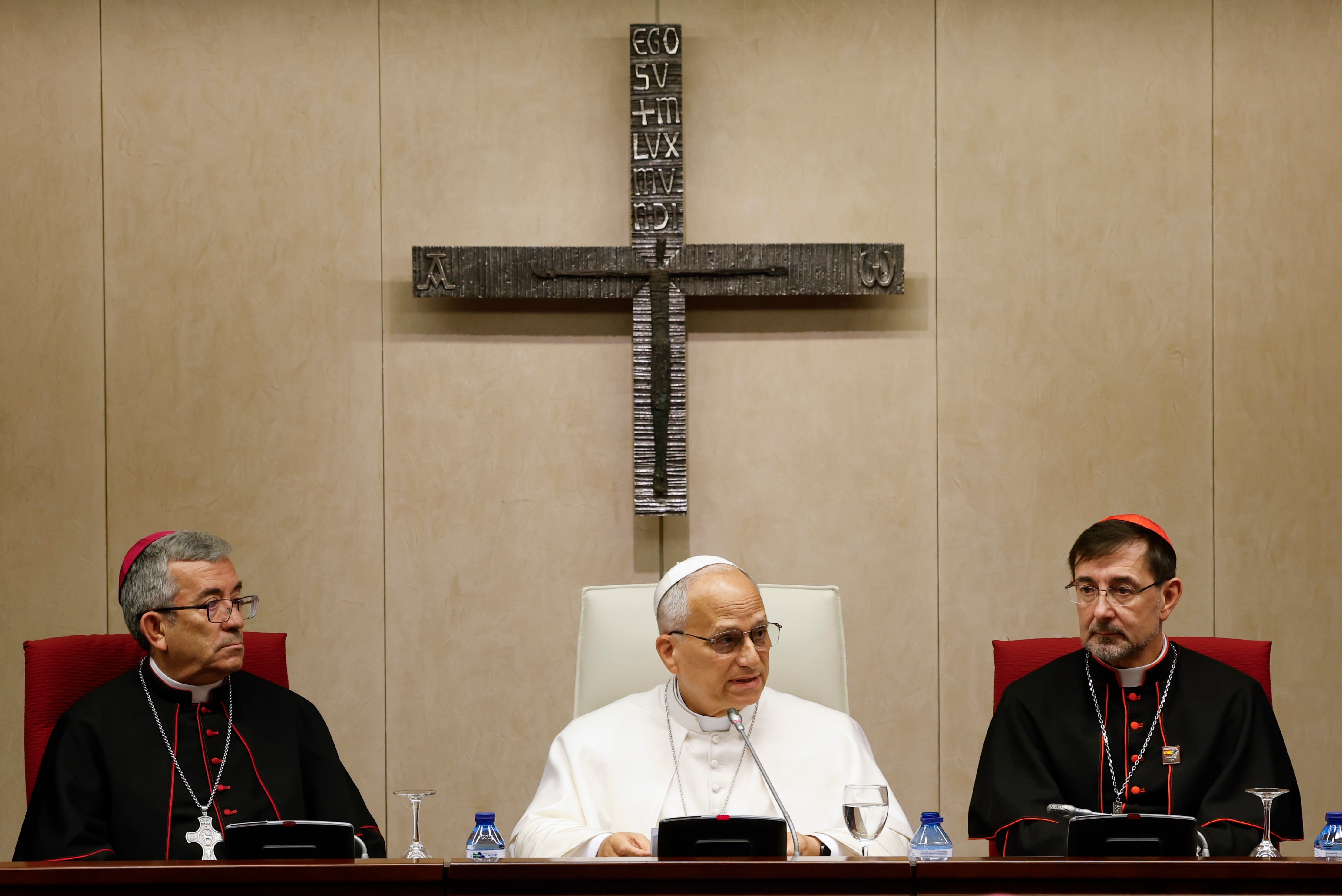 El Papa define la pederastia como una "plaga" y pide a los obispos "cambios reales de sanación"