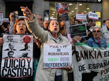 Protesta de preferentistas de Bankia en Madrid.