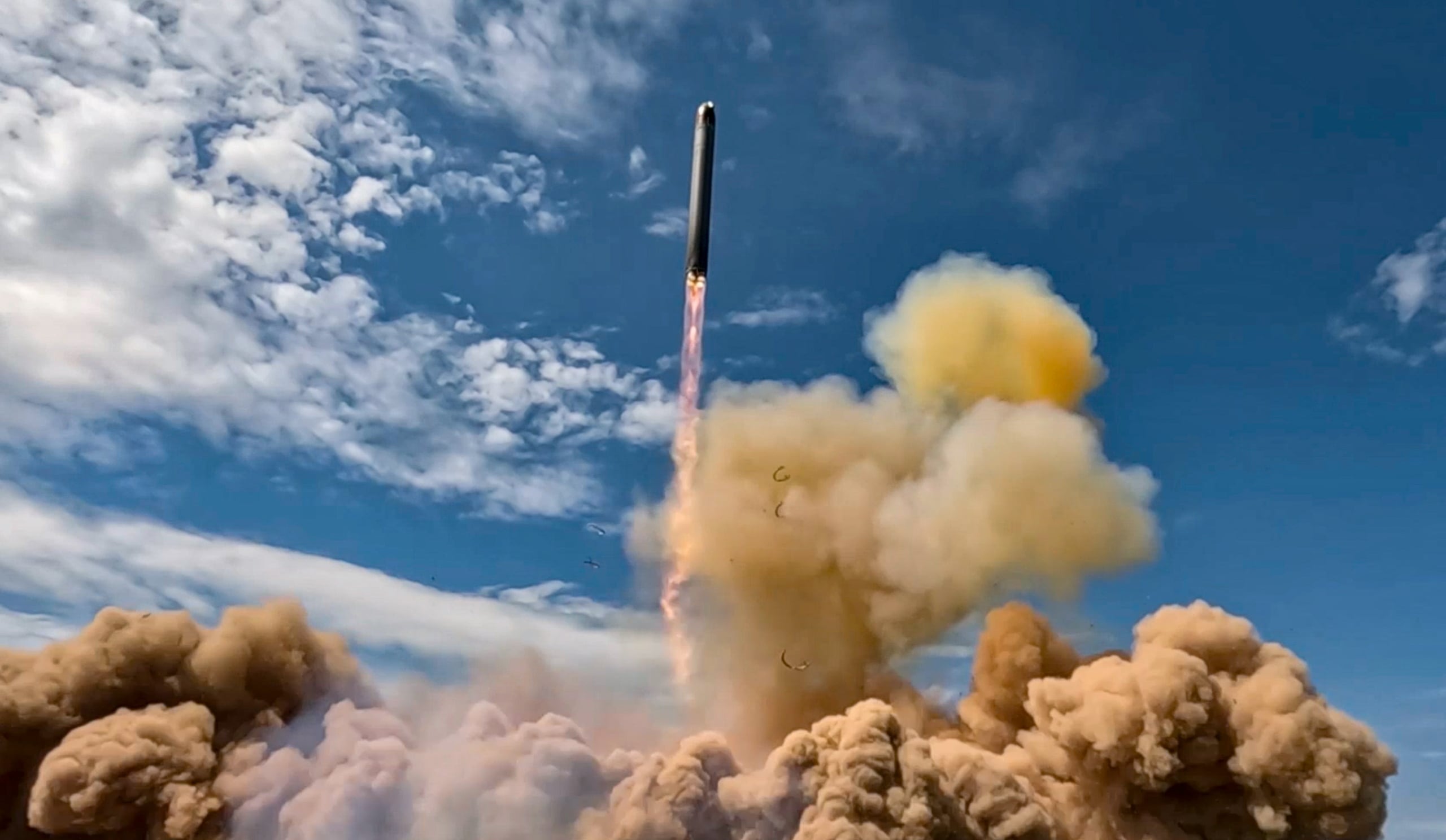 Rusia y Bielorrusia ensayan con armas nucleares