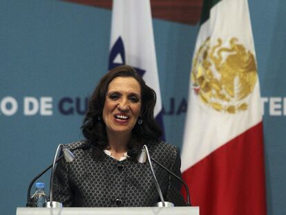 La escritora mexicana Ana García Bergua en la entrega XXI Premio de Literatura Sor Juana Inés de la Cruz durante la Feria Internacional del Libro en Guadalajara, en 2013.FOTO: FERNANDO CARRANZA GARCIA /CUARTOSCURO.COM