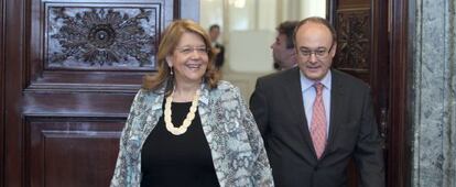 Elvira Rodr&iacute;guez (CNMV) y Luis Mar&iacute;a Linde (Banco de Espa&ntilde;a). 