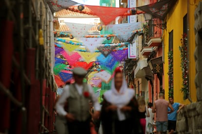 Fiestas de San Cayetano, en la calle del Oso, en Madrid