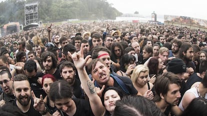 Ambiente de público en el festival Resurrection Fest en Viveiro (Lugo).