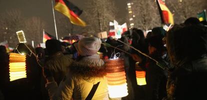 Seguidores del movimiento xenófobo Pegida, en Dresde