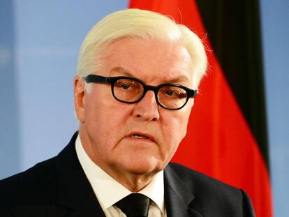 El ministro de Exteriores, Frank-Walter Steinmeier, el pasado viernes, durante una rueda de prensa en Berl&iacute;n.