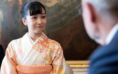 La princesa Kako con el presidente de Austria Alexander Van der Bellen en Viena.