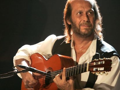 Paco de Lucía en un concierto del Festival de Vitoria de 2004.