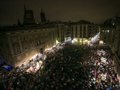 Protestors in Barcelona's Sant Jaume square on Tuesday.
