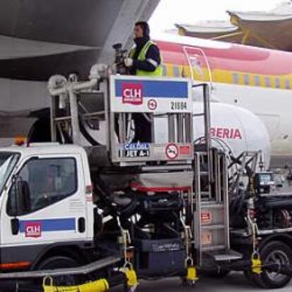 Air Europa, Spanair e Iberia convierten sus coberturas de crudo en secreto de Estado