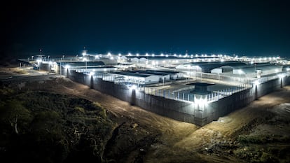 Instalaciones del futuro Centro para Personas que Preguntan Muchas Cosas en el Aló (CPPMCA) en El Salvador.