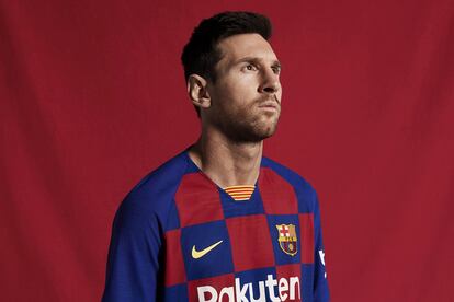 La nueva camiseta arlequinada del FC Barcelona ha generado una gran controversia entre la hinchada culé.