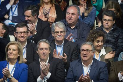 Aplausos a la intervención de Mariano Rajoy durante la clausura de la convención nacional del PP, el 8 de abril de 2018. l