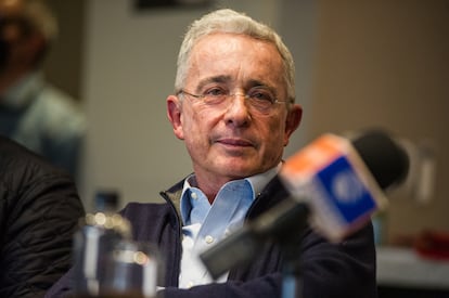 Álvaro Uribe en Bogotá, el 14 de febrero de 2022.