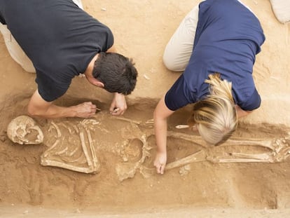 Excavaciones en el cementerio de Ascalón (Israel).