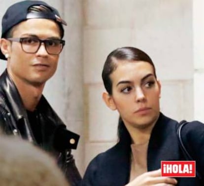 Imagen publicada en la revista ¡HOLA! de Cristiano Ronaldo y Georgina Rodríguez a la salida del concierto de Justin Bieber, en Madrid.