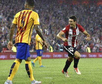 Aduriz celebra el tercer gol de los rojiblancos.