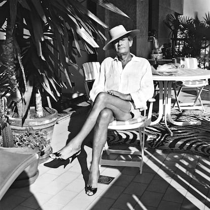 El artista Helmut Newton retratado por Alice Springs.