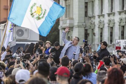 El candidato a la presidencia de Guatemala por el partido Movimiento Semilla Bernardo Arévalo