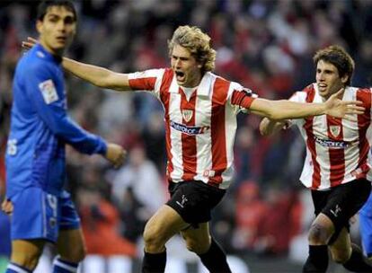 Llorente celebra uno de sus dos goles