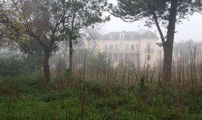 El fantasmal palacio de las Águilas, en la calle Junqueira.