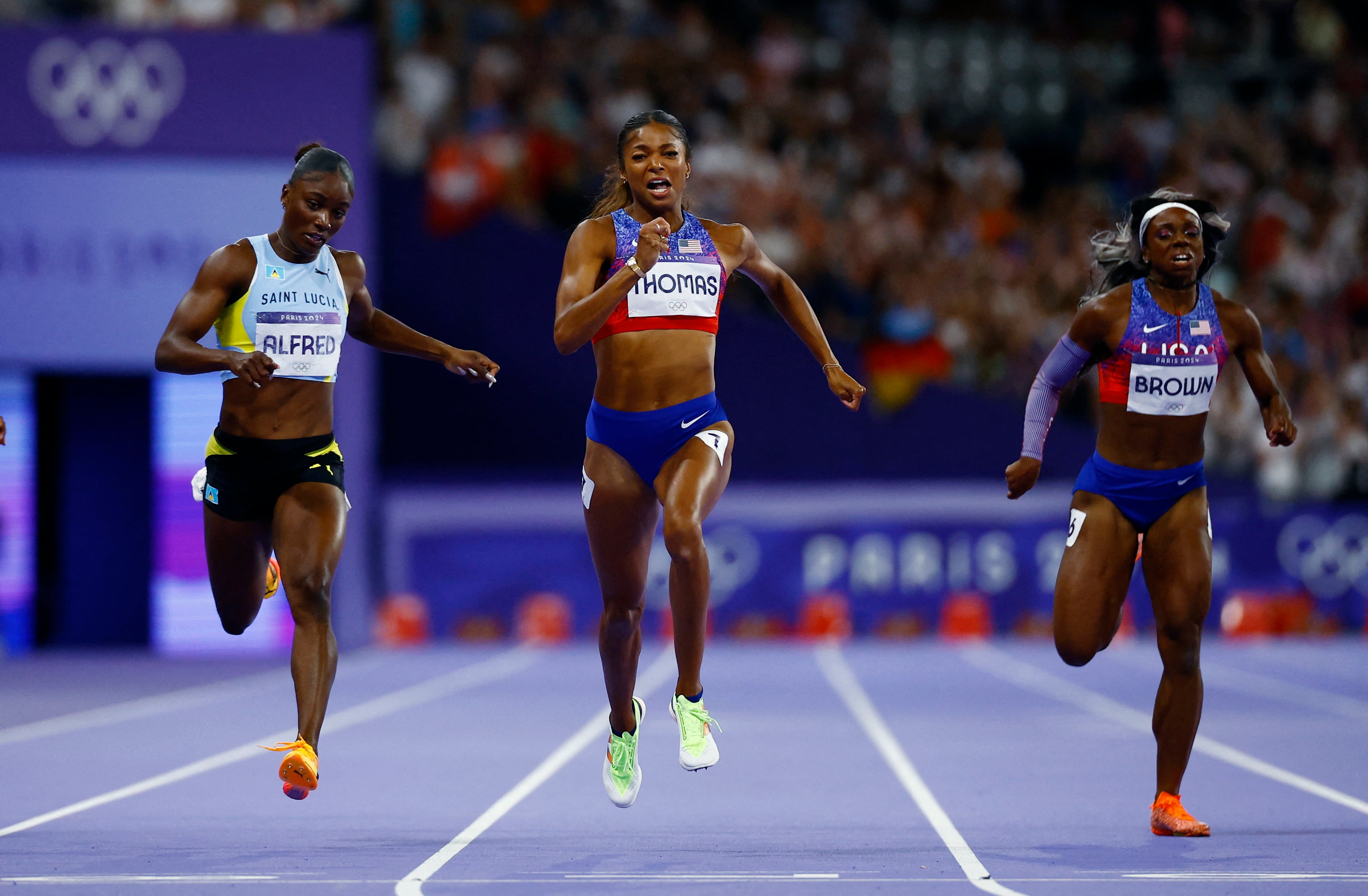 Gabrielle Thomas derrota a Julien Alfred en la final de los 200m de los Juegos Olímpicos 