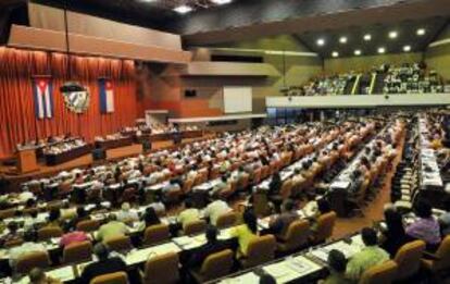 La consulta popular del anteproyecto de ley se desarrollará antes de la celebración del XX Congreso de la Central de Trabajadores de Cuba (CTC, sindicato único), que fue aplazado hasta el primer trimestre de 2014. EFE/Archivo