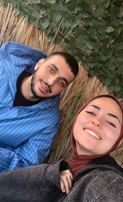 Asma Al Shaij y Ahmed Al Joujou, en una foto de la cuenta de Instagram de la primera.