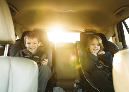 La principal preocupación de los padres es que los niños viajen seguros. Después, que lo hagan tranquilos y entretenidos