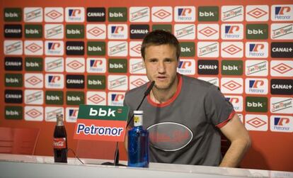 Carlos Gurpegi, durante la rueda de prensa en la que habló de Herrera.