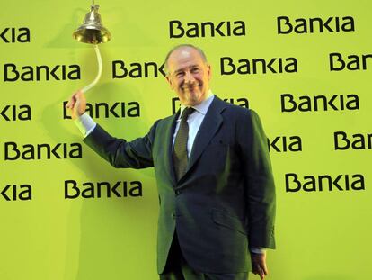 Rato toca la campana en el inicio de la cotizaci&oacute;n de Bankia.