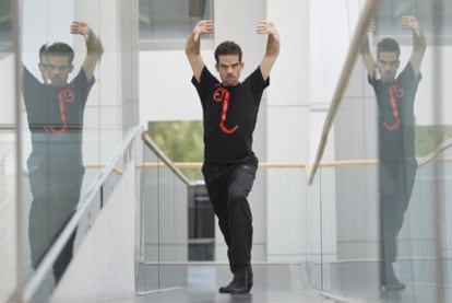 Dancer and choreographer Antonio Najarro in rehearsal at the Canal Theater.