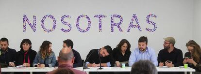 Reunión del Consejo Ciudadano de Podemos de Madrid, liderada por Ramón Espinar.