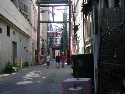 Esta era una de las calles donde los drogadictos solían pincharse antes de que existiese Insite, en un barrio cercano al centro de Vancouver.