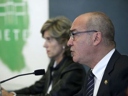 Martin Garitano, diputado general de Gipuzkoa, durante la inauguración de unas jornadas sobre justicia transicional en San Sebastián.