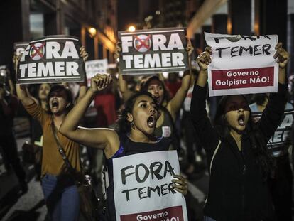 Marcha contra la destituci&oacute;n de Dilma Rousseff en Brasil.