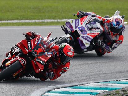 Francesco Bagnaia y Jorge Martin durante el Gran Premio de Malasia.