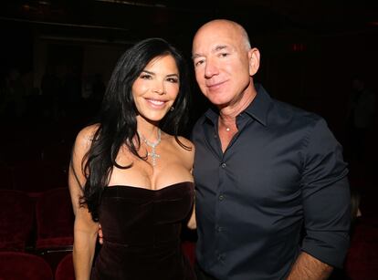 Lauren Sanchez y Jeff Bezos en un evento en Nueva York en octubre de 2024.