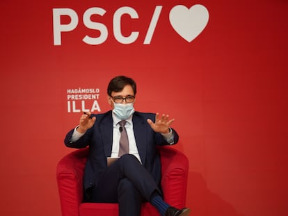 El candidato del PSC a las elecciones catalanas, Salvador Illa, durante un acto de campaña electoral.