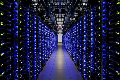 One of Google's data centers in Douglas, Georgia