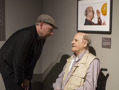 El fot&oacute;grafo argentino Daniel Mordzinski, en la inauguraci&oacute;n de la muestra &quot;Objetivo Mordzinski&quot;.
 