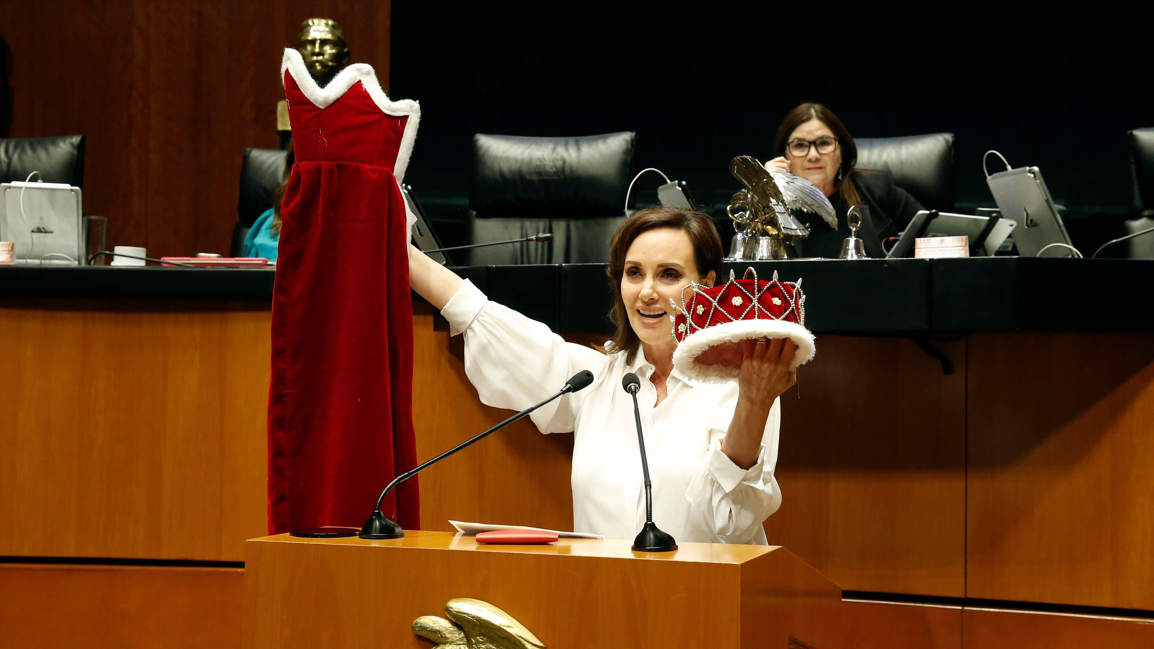 La oposición mexicana se abraza a las presiones de Trump para ganar fuerza frente a Sheinbaum