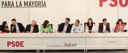 A meeting of the Federal Executive of the Socialist Party (PSOE) on Monday. The general secretary of the party, Pedro Sánchez, has said he will be starting a round of meetings with regional leaders and candidates to analyze the “new political scenario” and explore possible pacts in regions and municipalities where no candidate won an absolute majority.