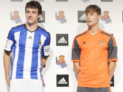 Equipaciones de la Real Sociedad para la próxima temporada, presentadas este viernes en San Sebastián.