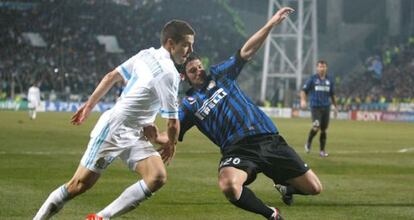 Azpilicueta durante un partido de Champions contra el Inter