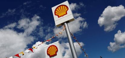 Logos de Shell en una gasolinera de Canakkale (Turqu&iacute;a).